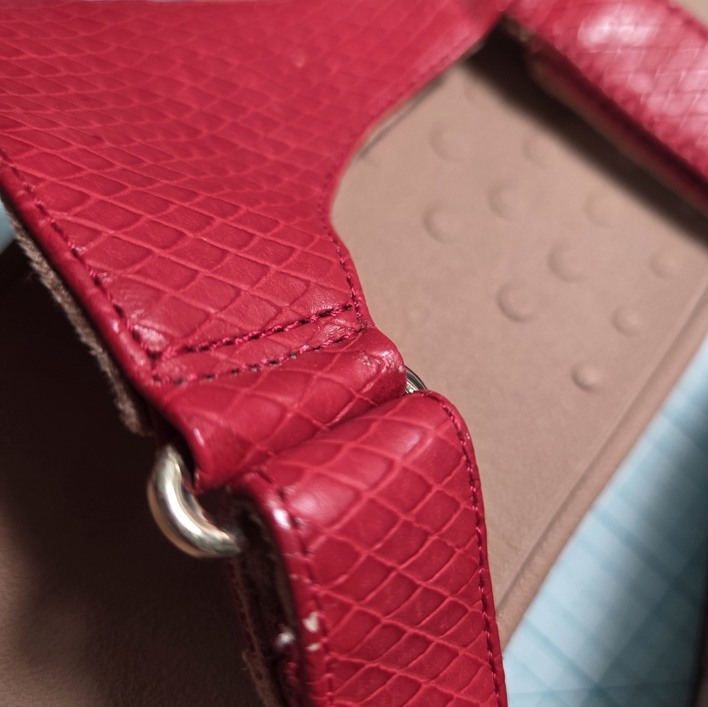 Vionic Size 10 Red Wedge Sandals - Picture 10 of 16